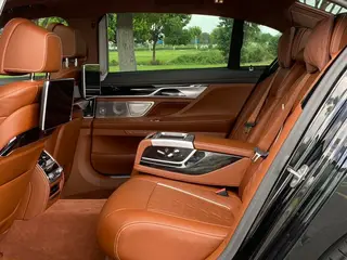 BMW 7 Series 2019 740Li xDrive Административный тип M Спортивный костюм экстерьер фото 8