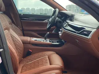 BMW 7 Series 2019 740Li xDrive Административный тип M Спортивный костюм интерьер фото 11