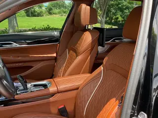 BMW 7 Series 2019 740Li xDrive Административный тип M Спортивный костюм интерьер фото 16