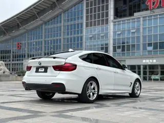BMW 3 Series GT 2020 320i M Sports suit exterior photo 5