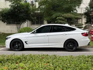 BMW 3 Series GT 2019 320i M Édition de nuit sportive Yao extérieur photo 3