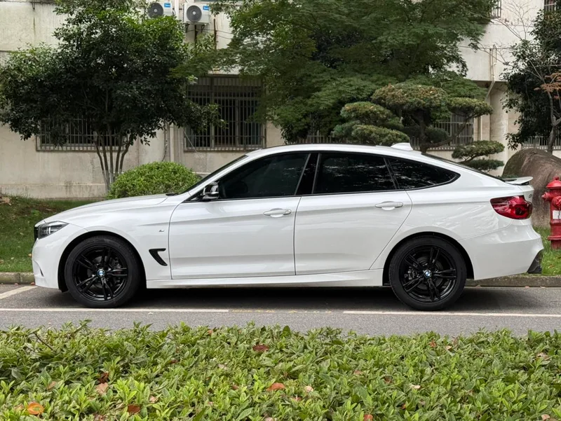 BMW 3 Series GT 2019 320i M Édition de nuit sportive Yao extérieur photo 3