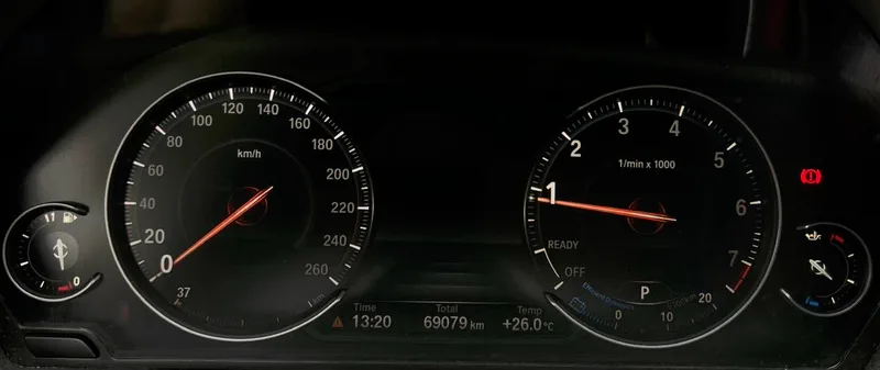 BMW 4 Series 2020 425i Gran Coupe M Sports Obsidian Night Edition interior photo 15