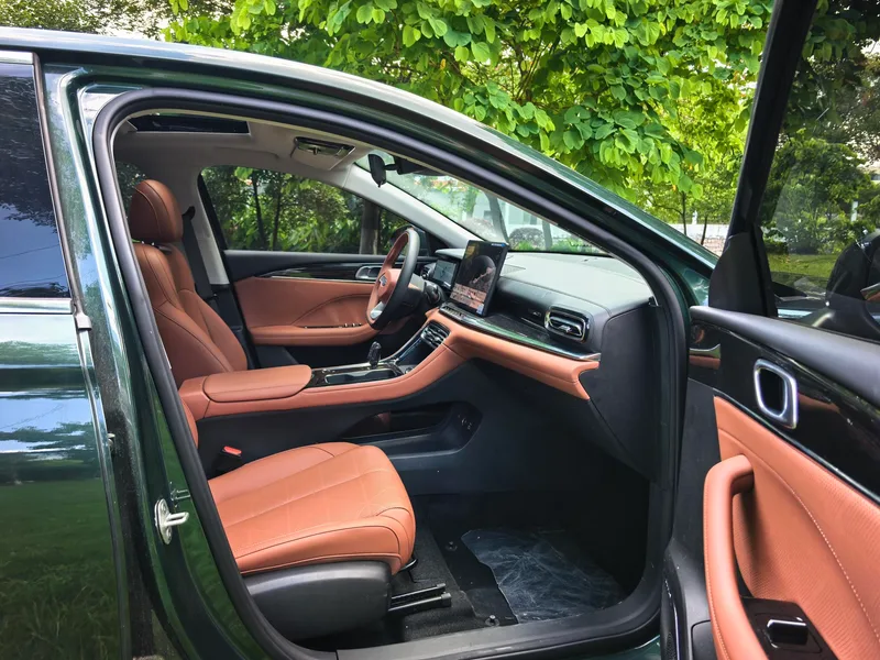 Geely Emgrand 2026 5th Gen 1.5T DCT Flagship interior photo 17
