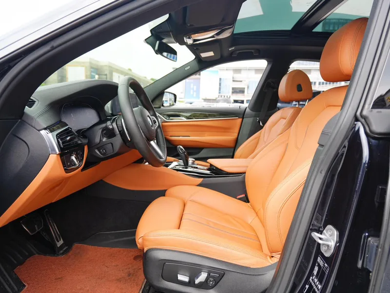 BMW 6 Series GT 2020 630i M Conjunto deportivo exterior foto 7