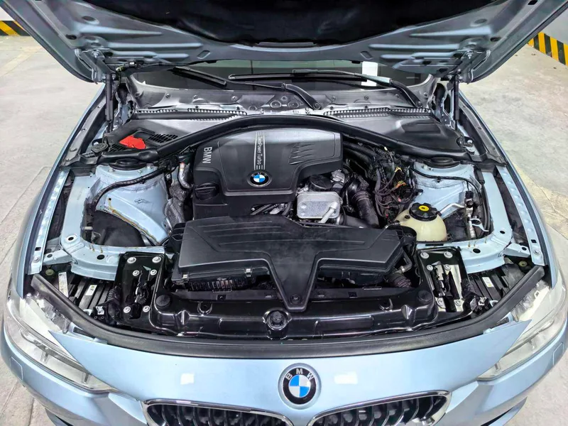 BMW 3 Series 2013 328i M Sporty exterior photo 6