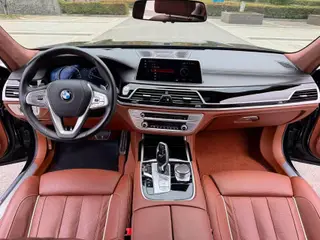 BMW 7 Series 2018 740Li xDrive Premium Class M Sports suit interior photo 9