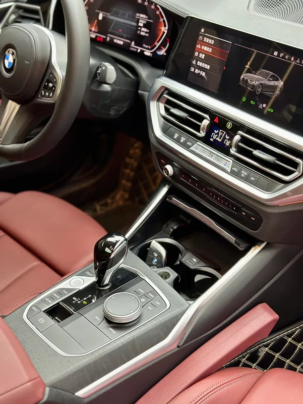 BMW 4 Series 2023 425i M Ensemble de sport intérieur photo 11