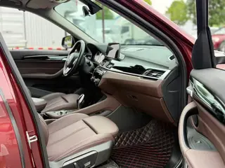 BMW X1 2020 sDrive25Li Leading Type interior photo 12