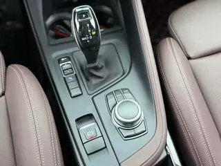 BMW X1 2020 sDrive25Li Leading Type interior photo 14
