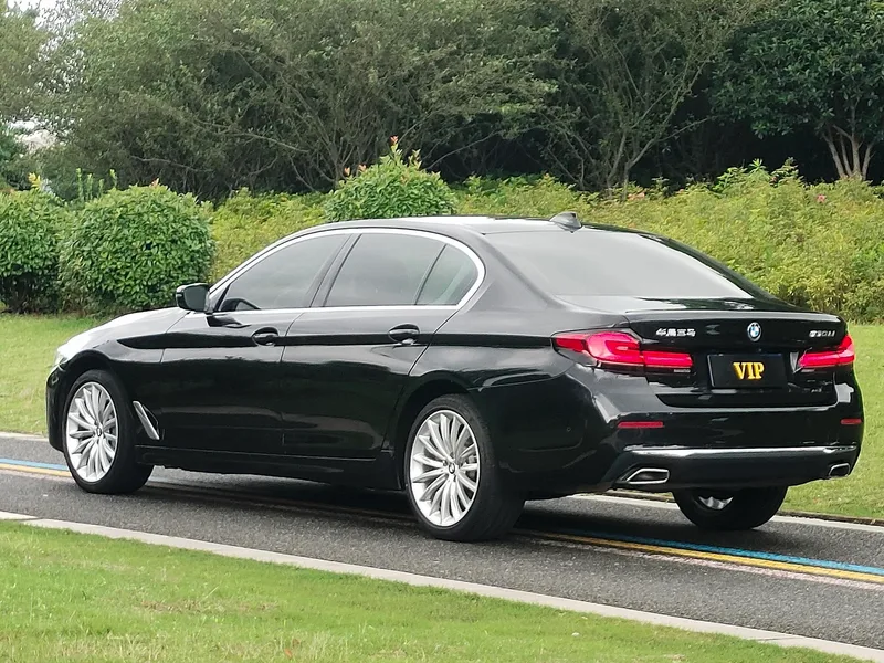 BMW 5 Series 2021 Restyling 530Li Premium Class Luxury Set exterior photo 4