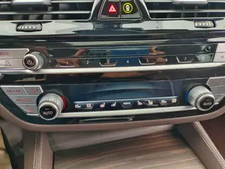 BMW 5 Series 2021 Restyling 530Li Premium Class Luxury Set interior photo 18