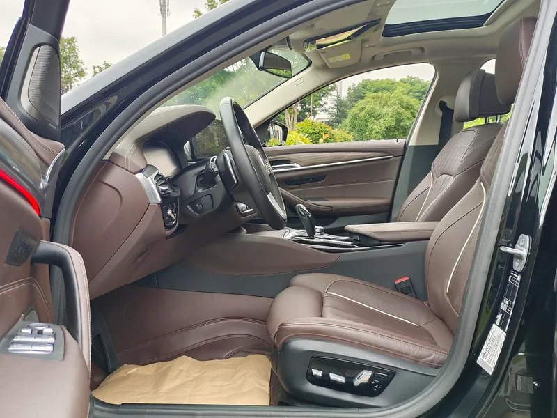 BMW 5 Series 2021 Restyling 530Li Premium Class Luxury Set interior photo 20