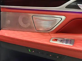 BMW 7 Series 2019 750Li xDrive V8 Роскошный набор интерьер фото 15