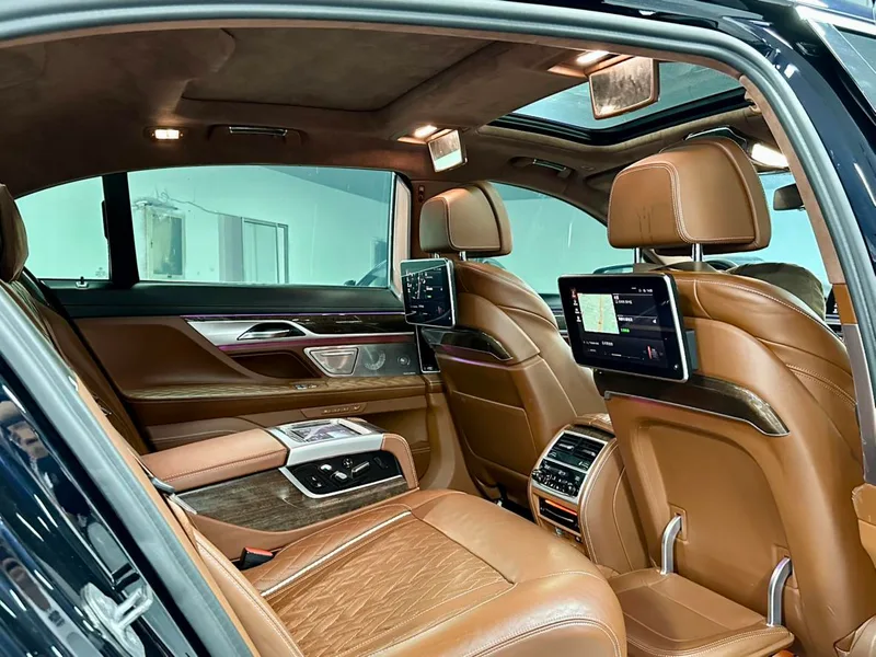 BMW 7 Series 2019 740Li xDrive Type administratif Ensemble de luxe extérieur photo 5