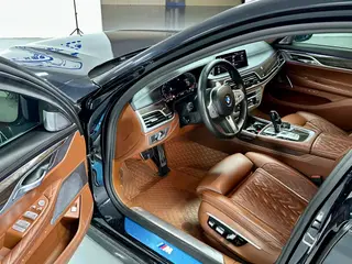 BMW 7 Series 2019 740Li xDrive Type administratif Ensemble de luxe intérieur photo 10