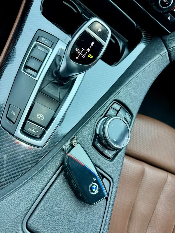 BMW 6 Series 2013 Restyling 640i Gran Coupe exterior photo 8