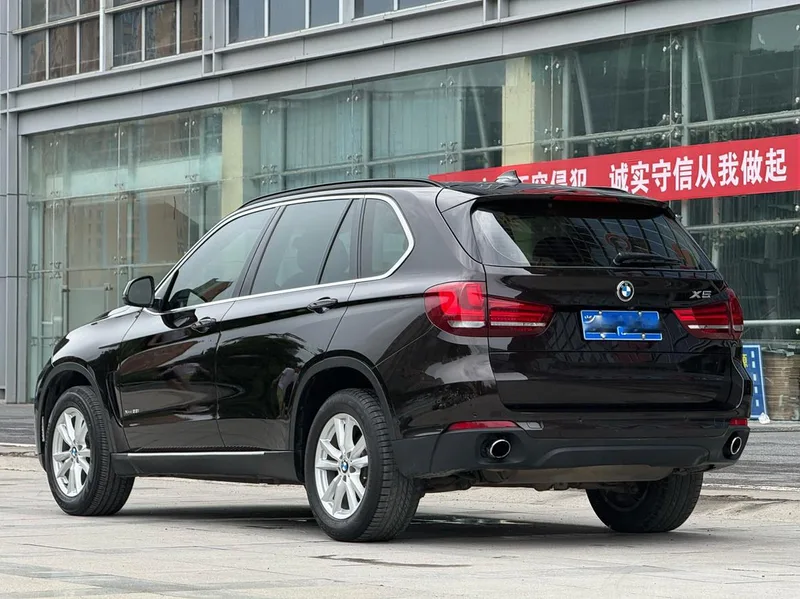BMW X5 2015 xDrive28i exterior photo 5