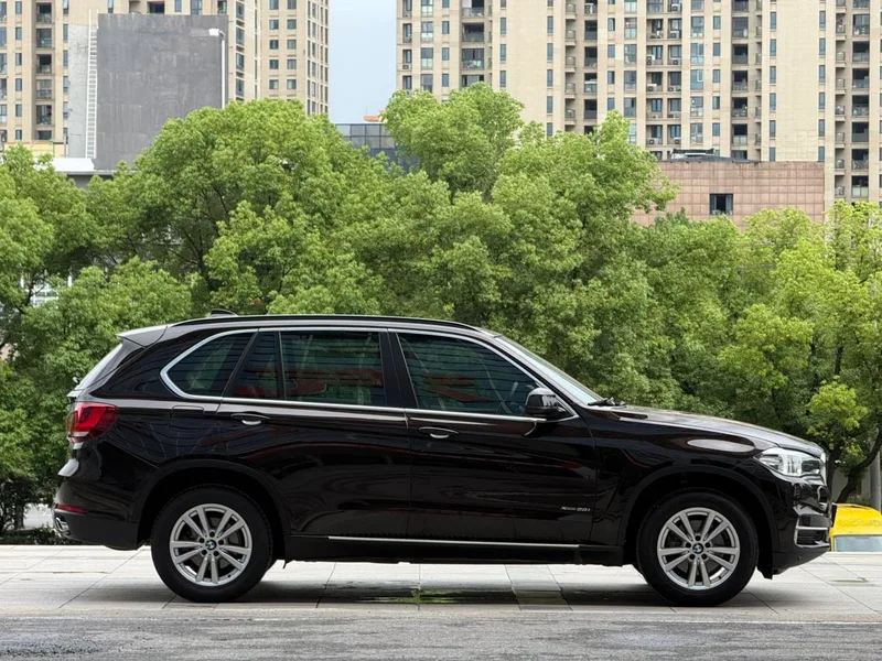 BMW X5 2015 xDrive28i exterior photo 9