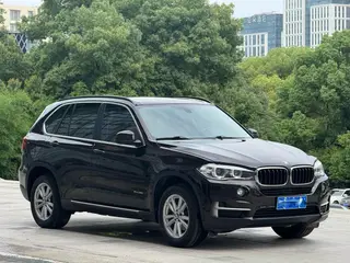BMW X5 2015 xDrive28i interior photo 10