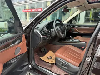 BMW X5 2015 xDrive28i interior photo 11