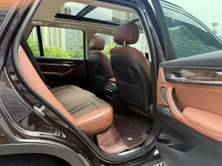 BMW X5 2015 xDrive28i interior photo 16