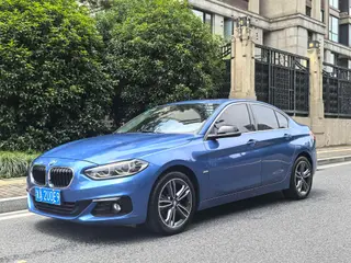 BMW 1 Series 2018 118i Deporte