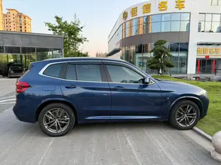BMW X3 2020 xDrive28i M Sports suit interior photo 15