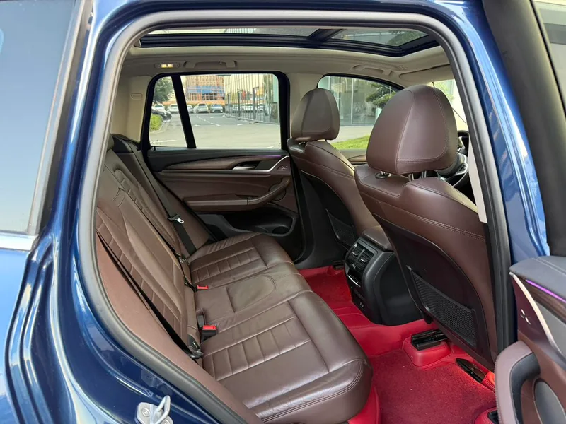 BMW X3 2020 xDrive28i M Sports suit interior photo 17