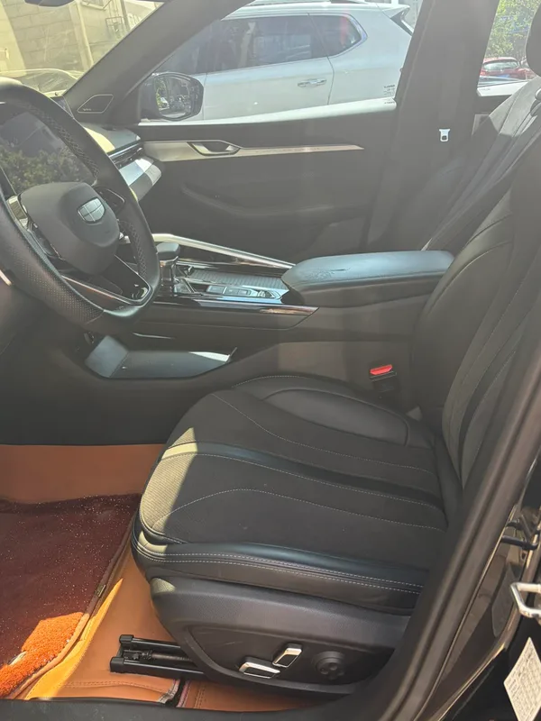 Geely Preface 2025 2.0T Oriental Yao full moon version exterior photo 7