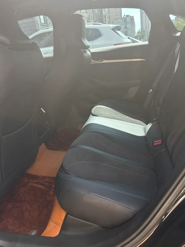Geely Preface 2025 2.0T Oriental Yao full moon version exterior photo 8