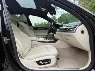 BMW 7 Series 2016 750Li xDrive Version à cinq places extérieur photo 8
