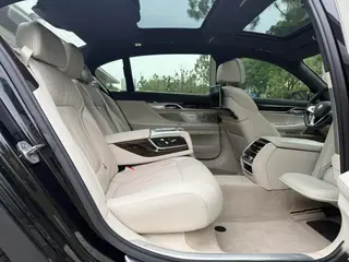 BMW 7 Series 2016 750Li xDrive Version à cinq places extérieur photo 10