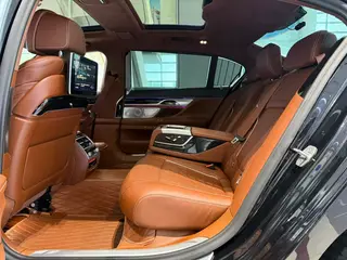 BMW 7 Series 2019 Restyling 740Li xDrive Administrative Luxury Set interior photo 12