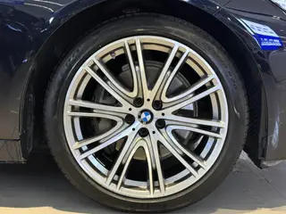BMW 7 Series 2019 Restyling 740Li xDrive Administrative Luxury Set interior photo 18