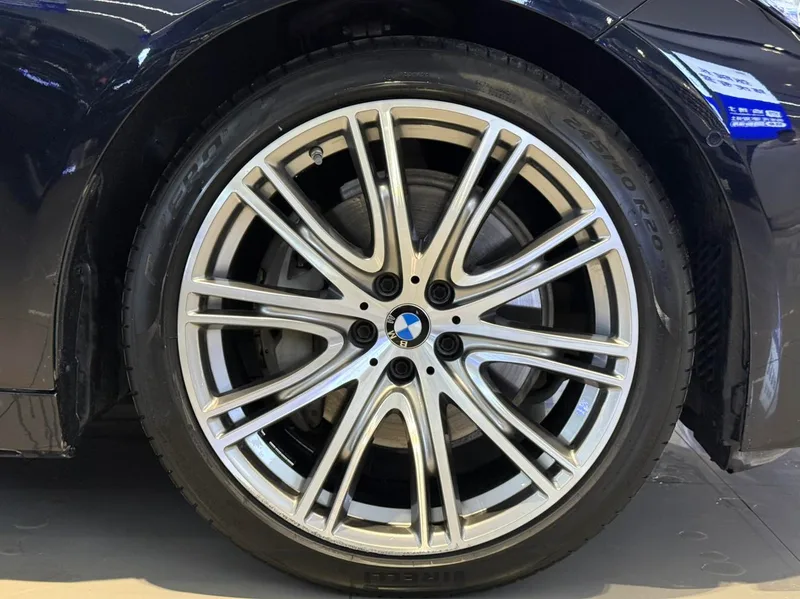 BMW 7 Series 2019 Restyling 740Li xDrive Administrative Luxury Set interior photo 18