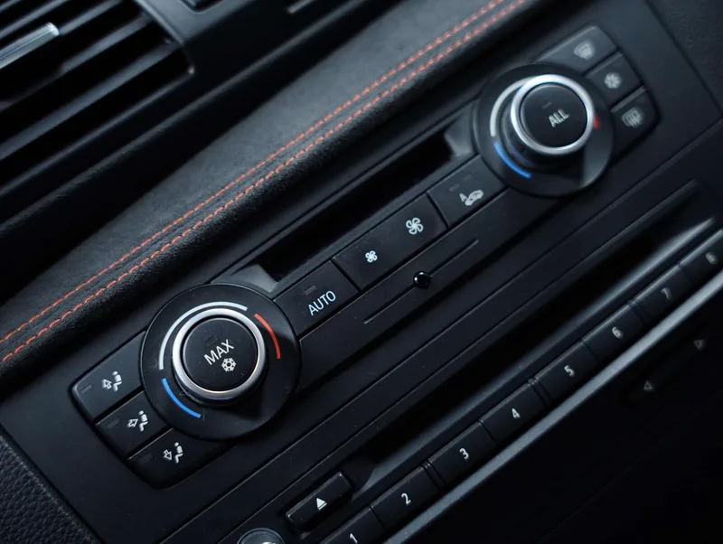 BMW 1 Series M 2011 1M Coupe interior photo 12