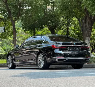 BMW 7 Series 2019 Restyling 740Li Leading Type Luxury Set exterior photo 6