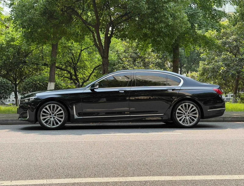 BMW 7 Series 2019 Restyling 740Li Leading Type Luxury Set exterior photo 7