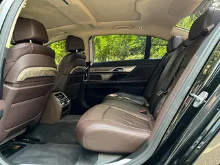 BMW 7 Series 2019 Restyling 740Li Leading Type Luxury Set interior photo 12