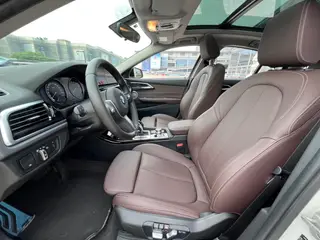 BMW 1 Series 2021 120i M Sports Obsidian Night Edition interior photo 13