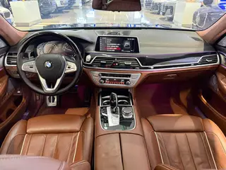 BMW 7 Series 2018 740Li xDrive Premium Class M Sports suit exterior photo 7