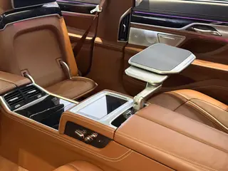 BMW 7 Series 2018 740Li xDrive Premium Class M Sports suit interior photo 11