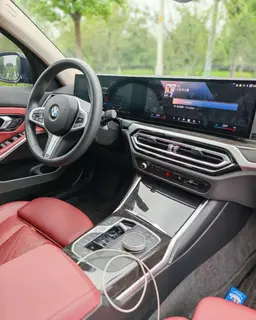 BMW 3 Series 2023 325Li M Sports suit interior photo 8