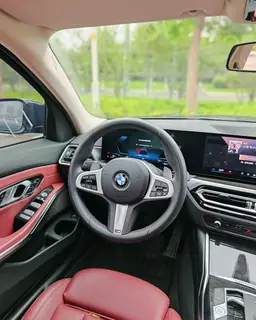BMW 3 Series 2023 325Li M Sports suit interior photo 10