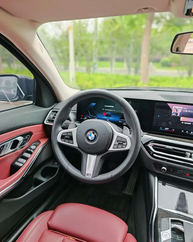 BMW 3 Series 2023 325Li M Sports suit interior photo 10