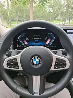 BMW 3 Series 2023 325Li M Sports suit interior photo 11