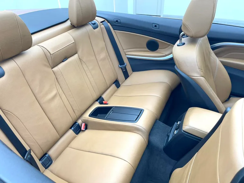 BMW 4 Series 2014 420i Convertible Fashion interior photo 10