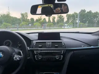 BMW 3 Series 2019 320i M Sports Obsidian Night Edition interior photo 13