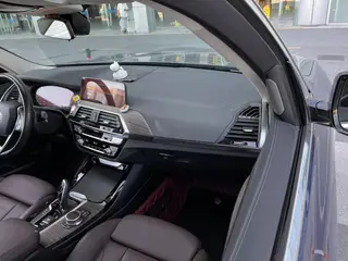 BMW X3 2020 xDrive28i Luxury Set interior photo 17